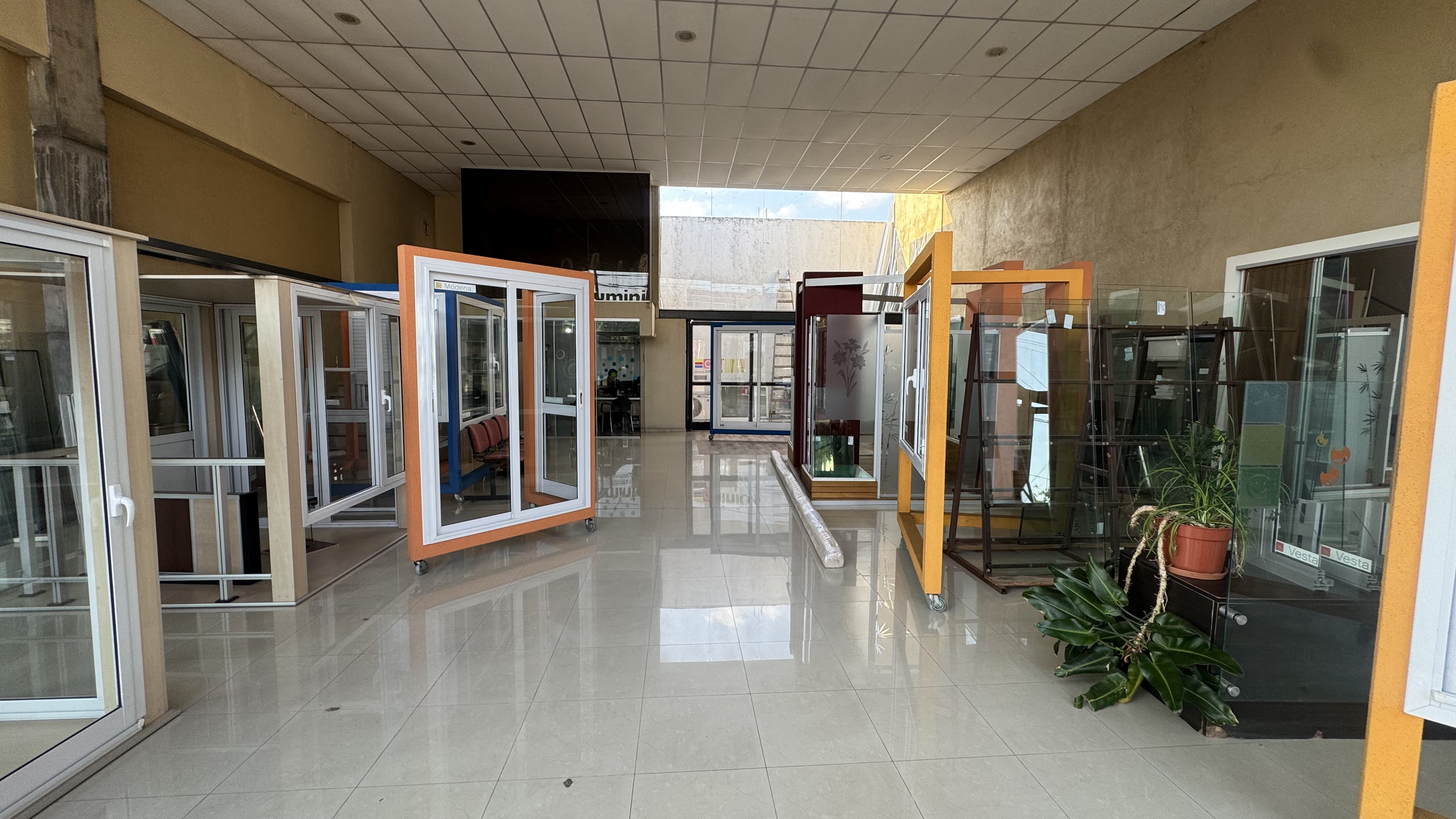 Showroom principal AluminioC